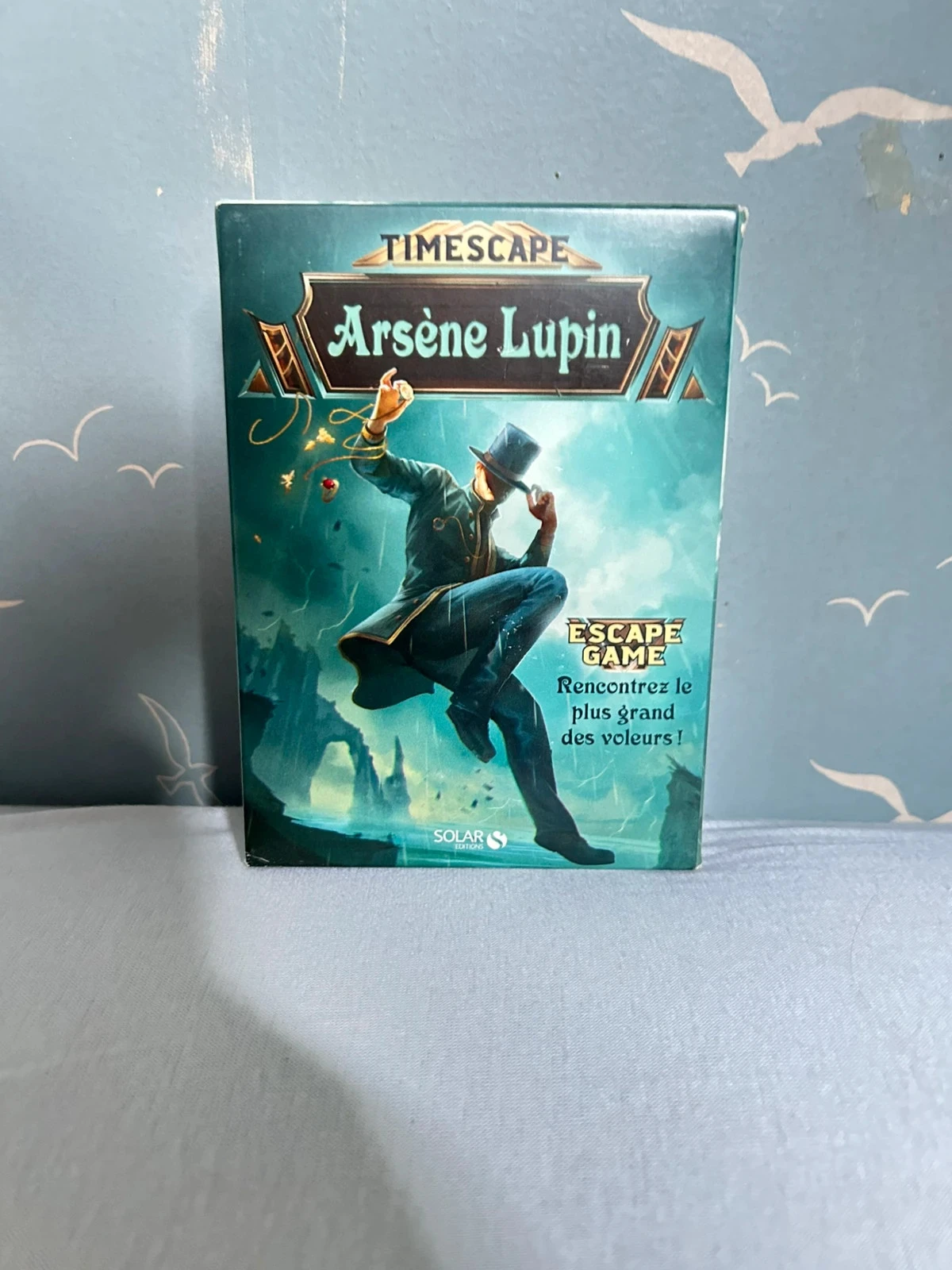 Jeu de société type escape game
